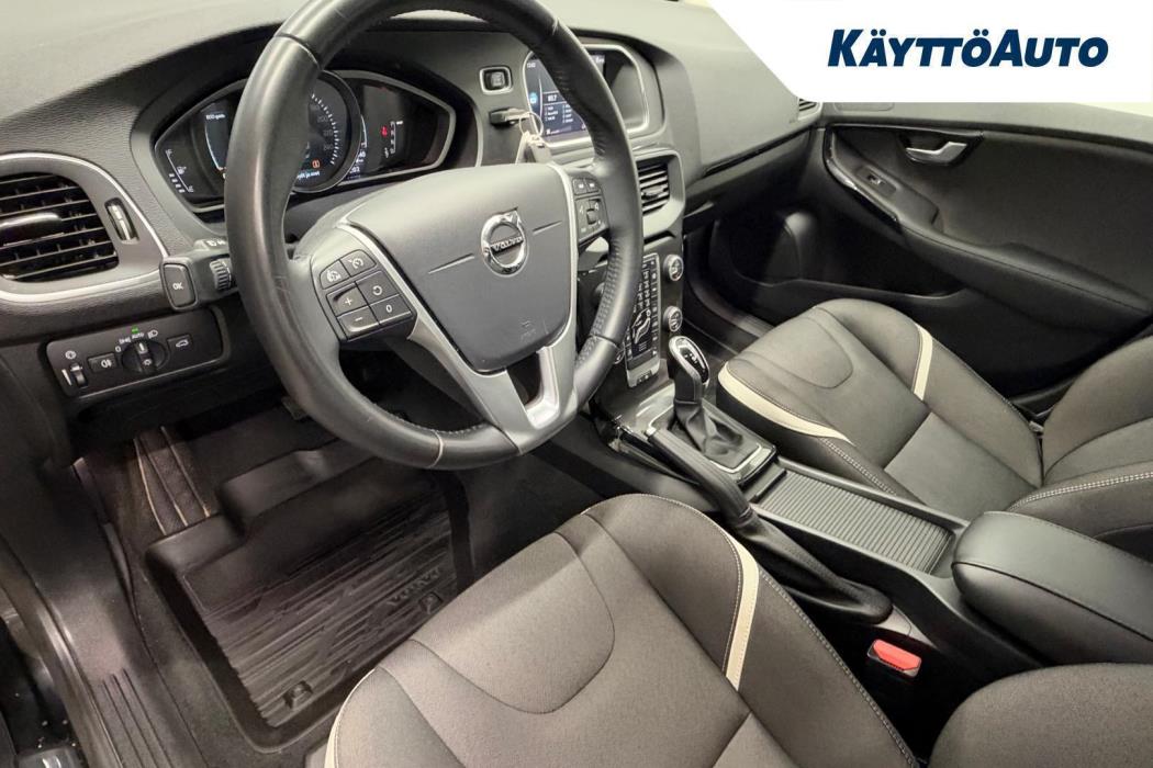 VOLVO V40 Cross Country 2019