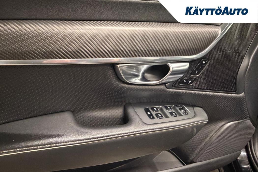VOLVO S90 2019
