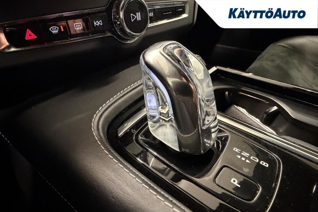 VOLVO S90 2019