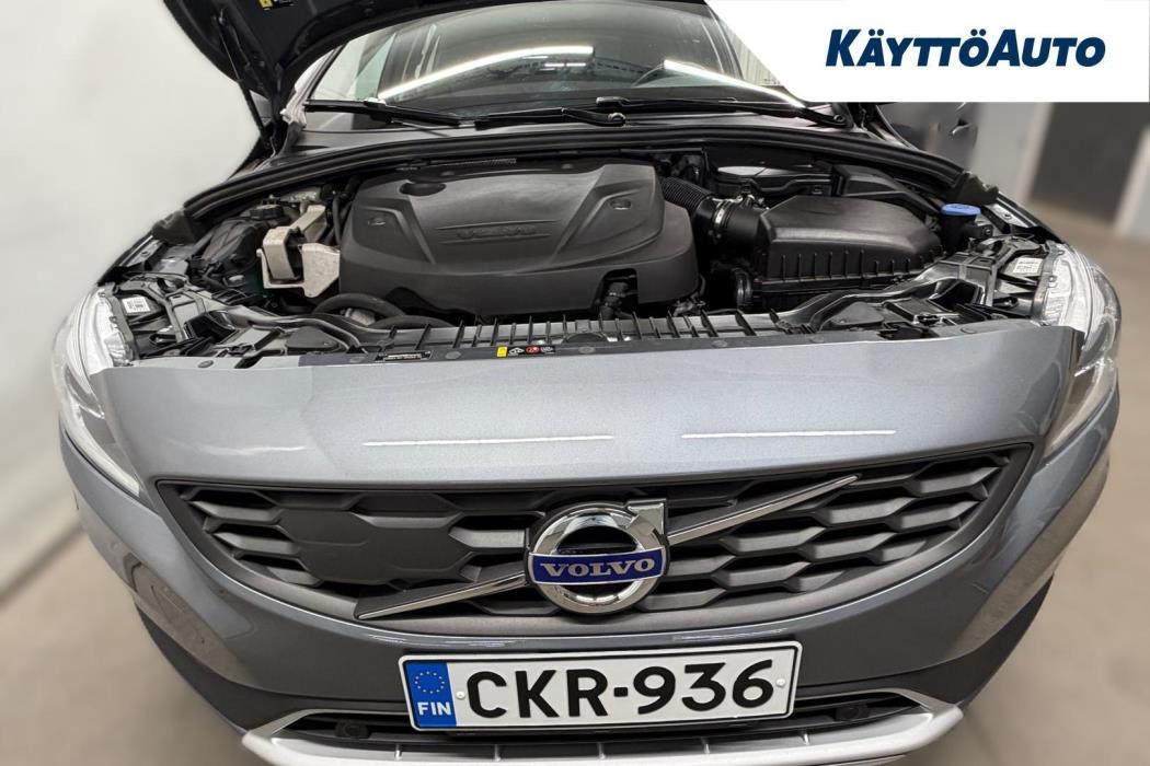 VOLVO V60 Cross Country 2018
