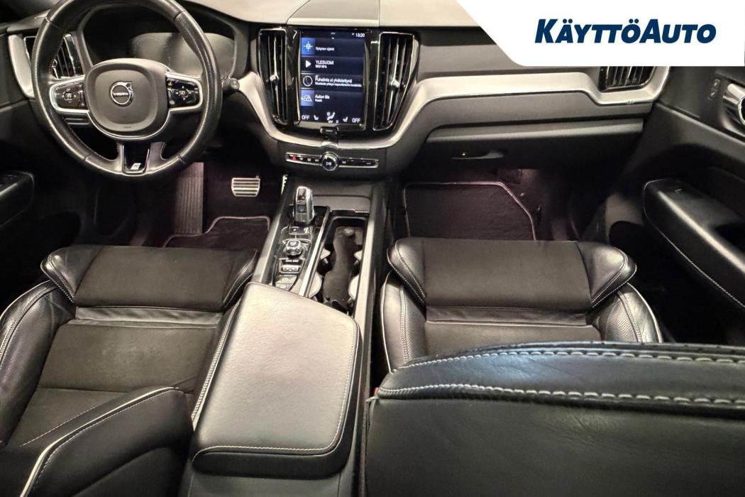 VOLVO XC60 2018