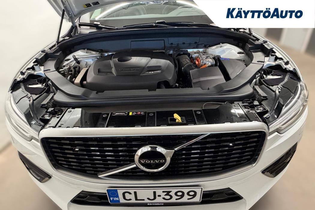 VOLVO XC60 2018