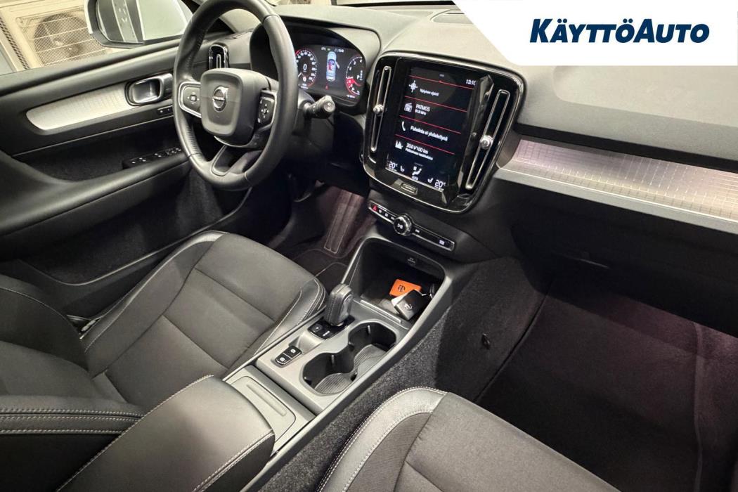 VOLVO XC40 2019