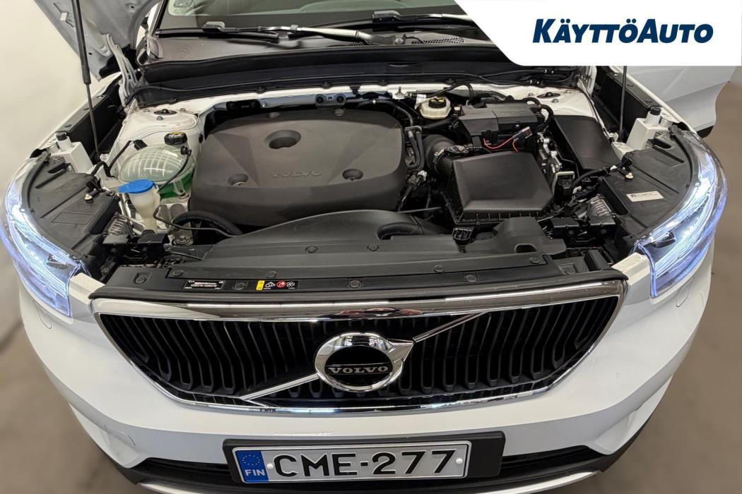 VOLVO XC40 2019