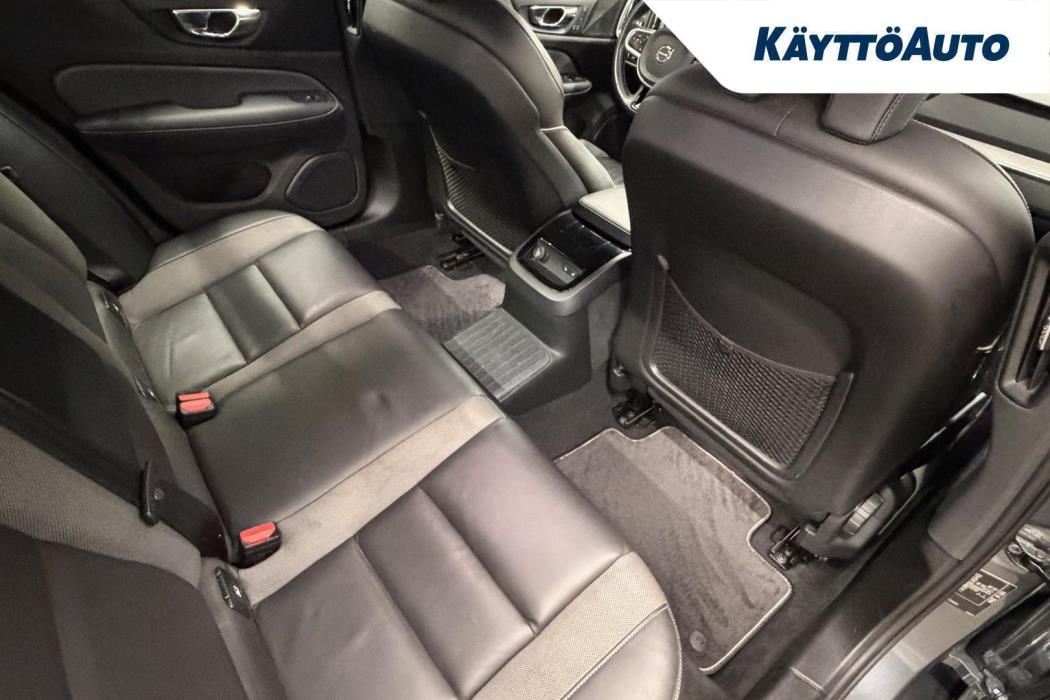 VOLVO S60 2019