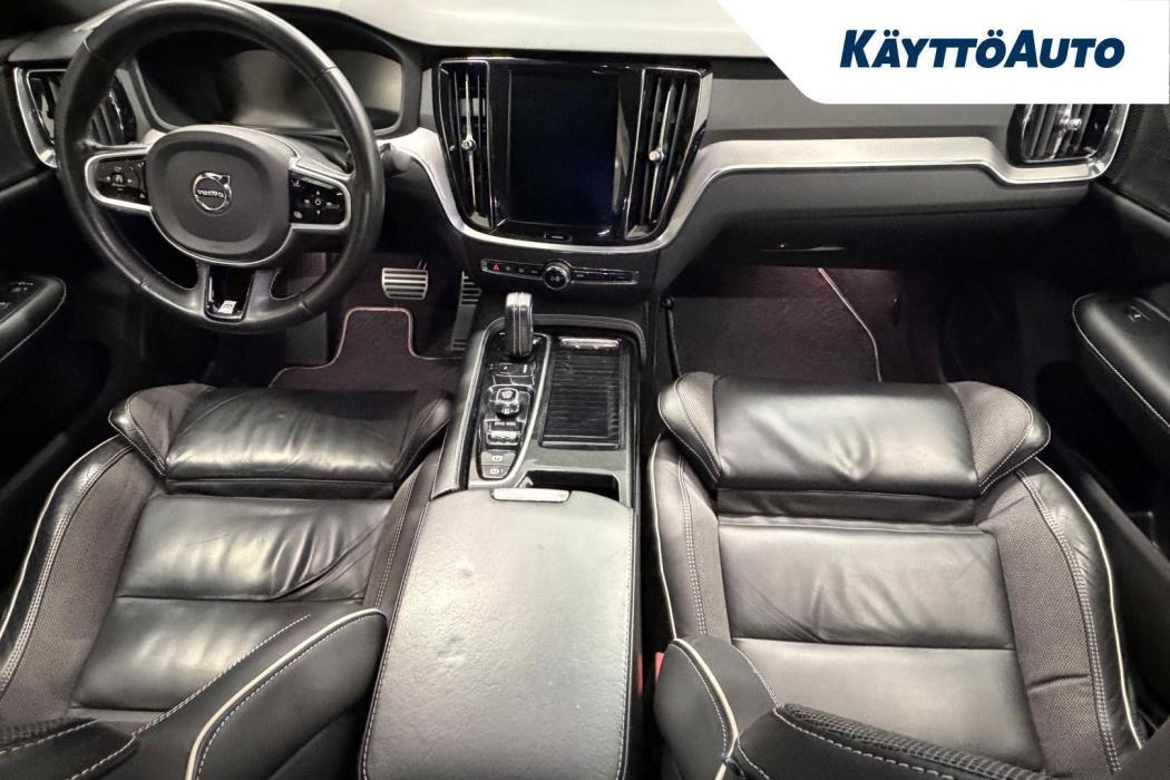 VOLVO S60 2019