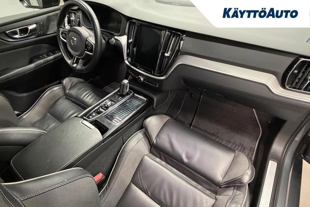 VOLVO S60 2019