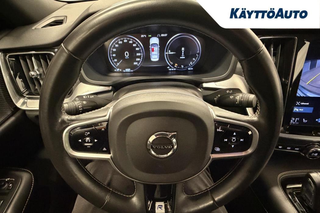 VOLVO S60 2019