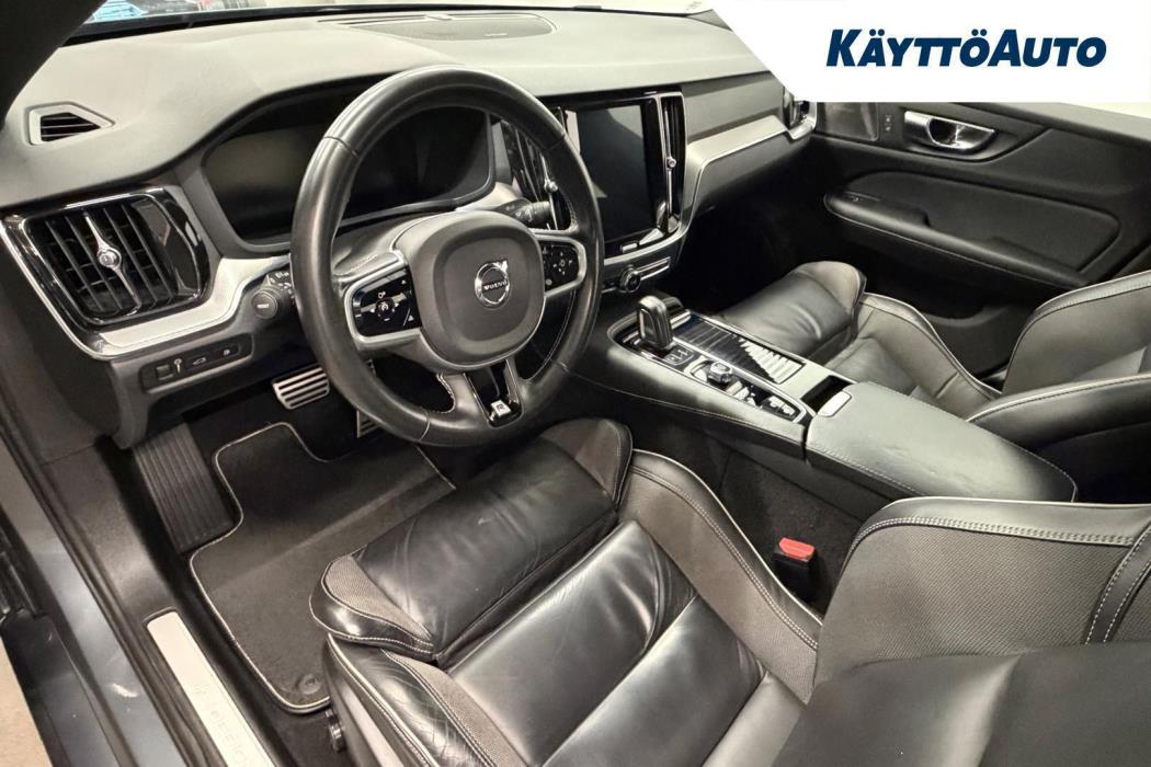 VOLVO S60 2019