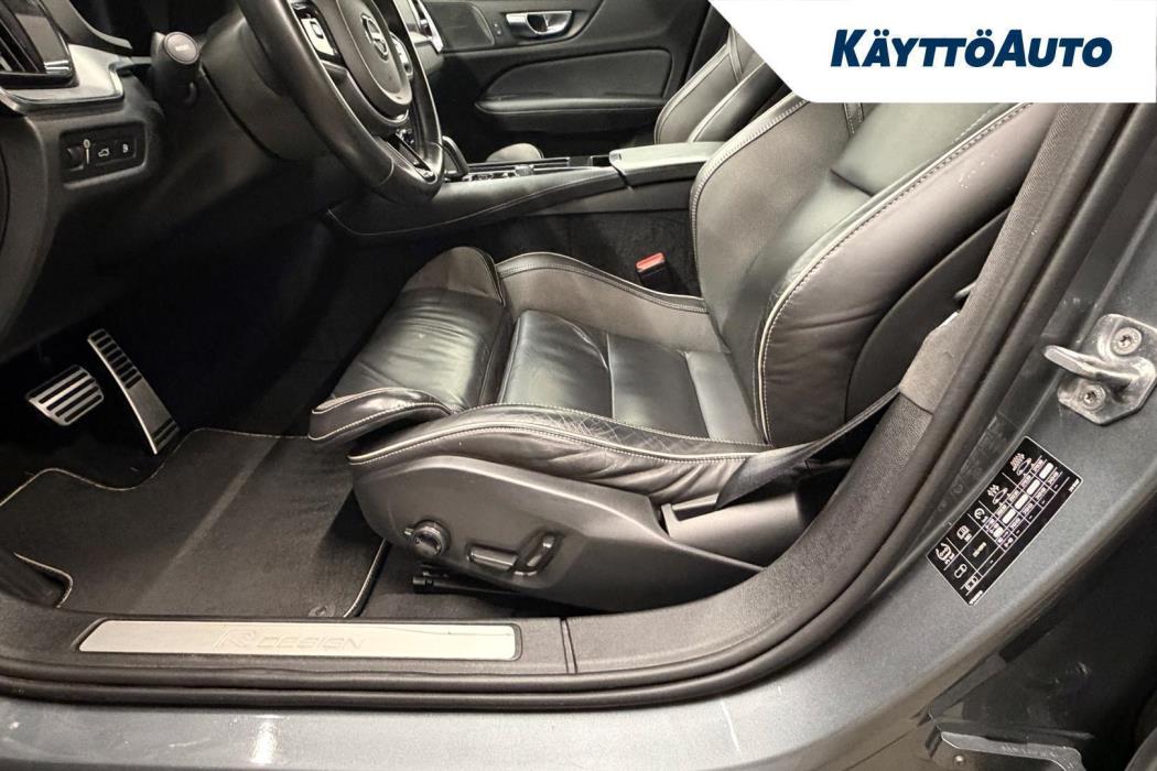 VOLVO S60 2019