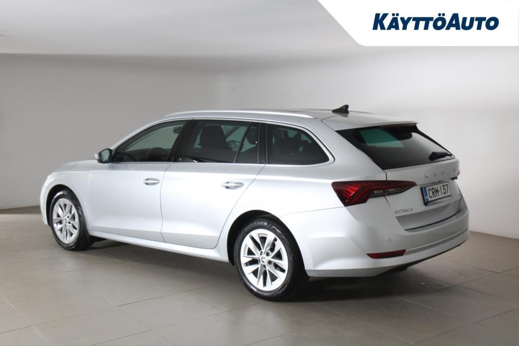 SKODA Octavia 2023