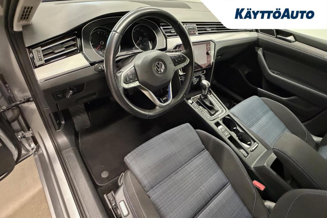 VOLKSWAGEN Passat 2020