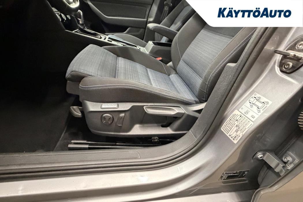 VOLKSWAGEN Passat 2020
