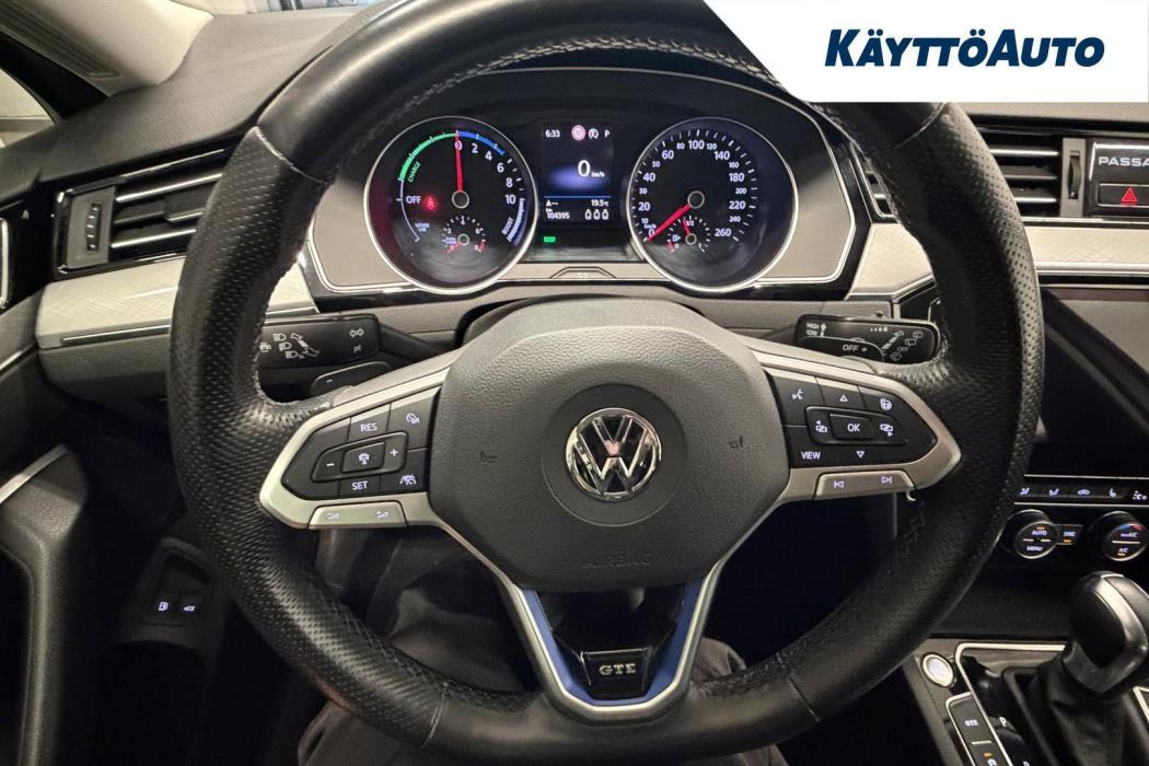 VOLKSWAGEN Passat 2020