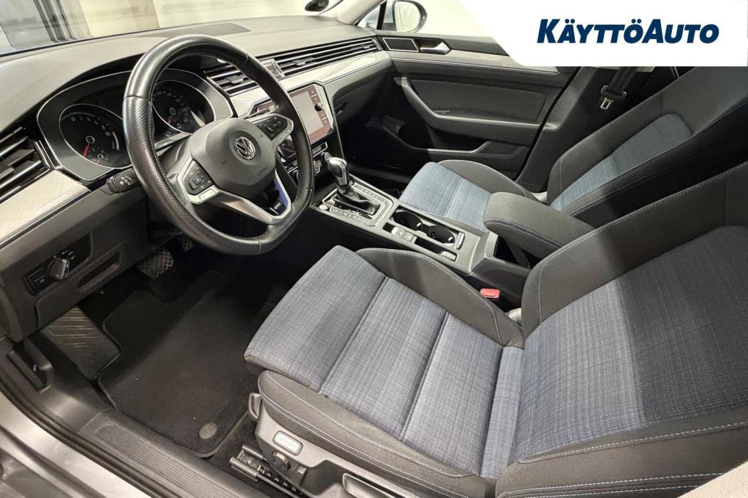 VOLKSWAGEN Passat 2020