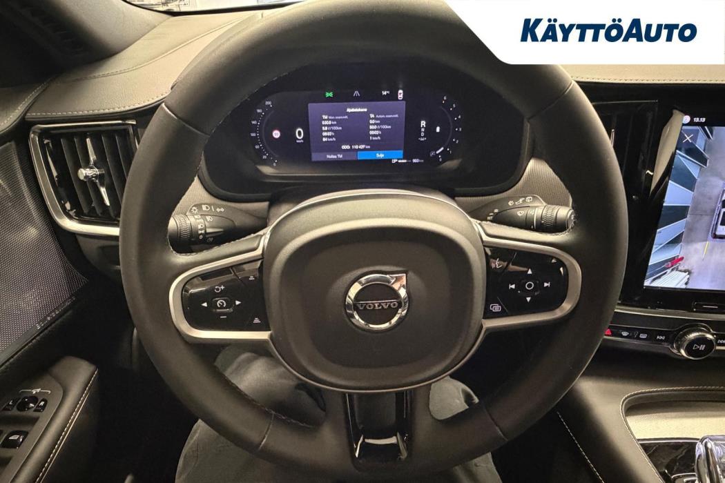 VOLVO V90 Cross Country 2023