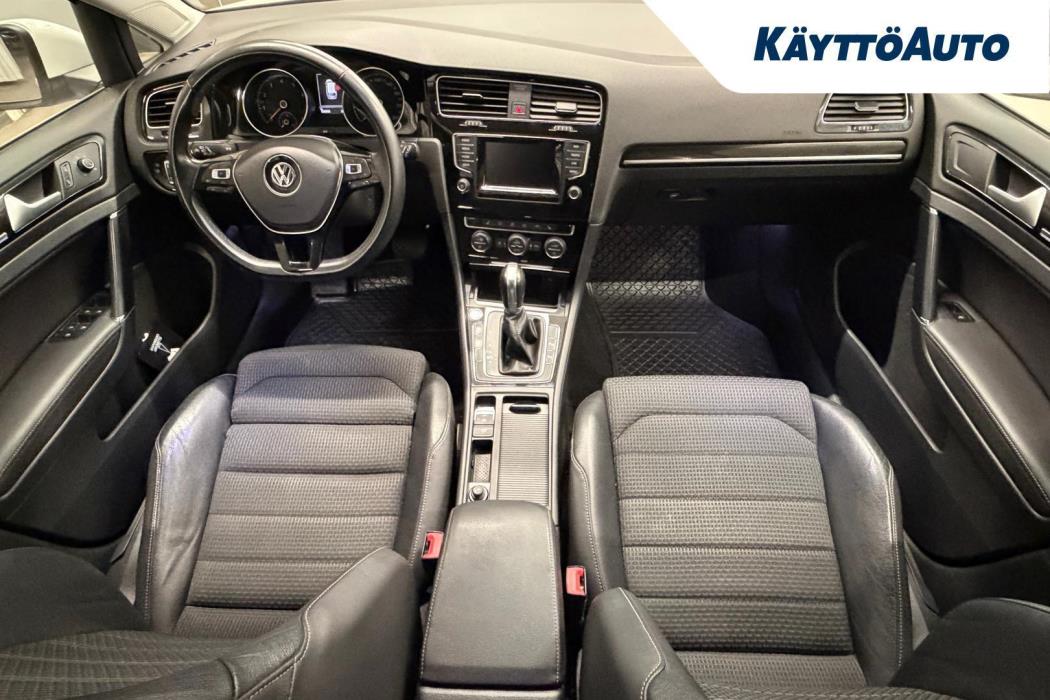 VOLKSWAGEN Golf 2014