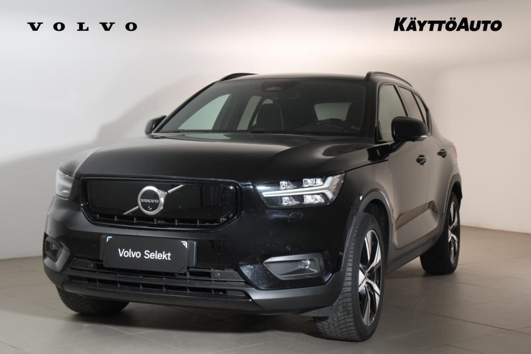 VOLVO XC40 2022