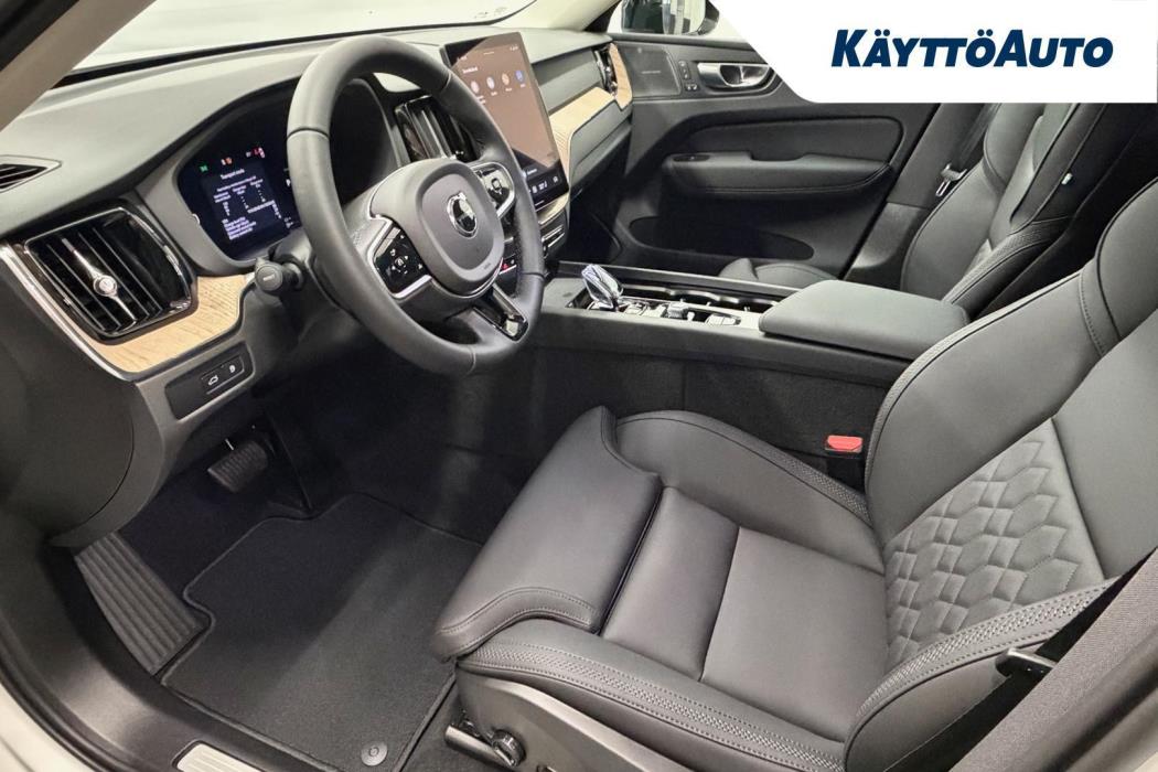 VOLVO XC60 2027