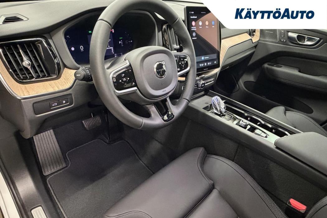 VOLVO XC60 2027