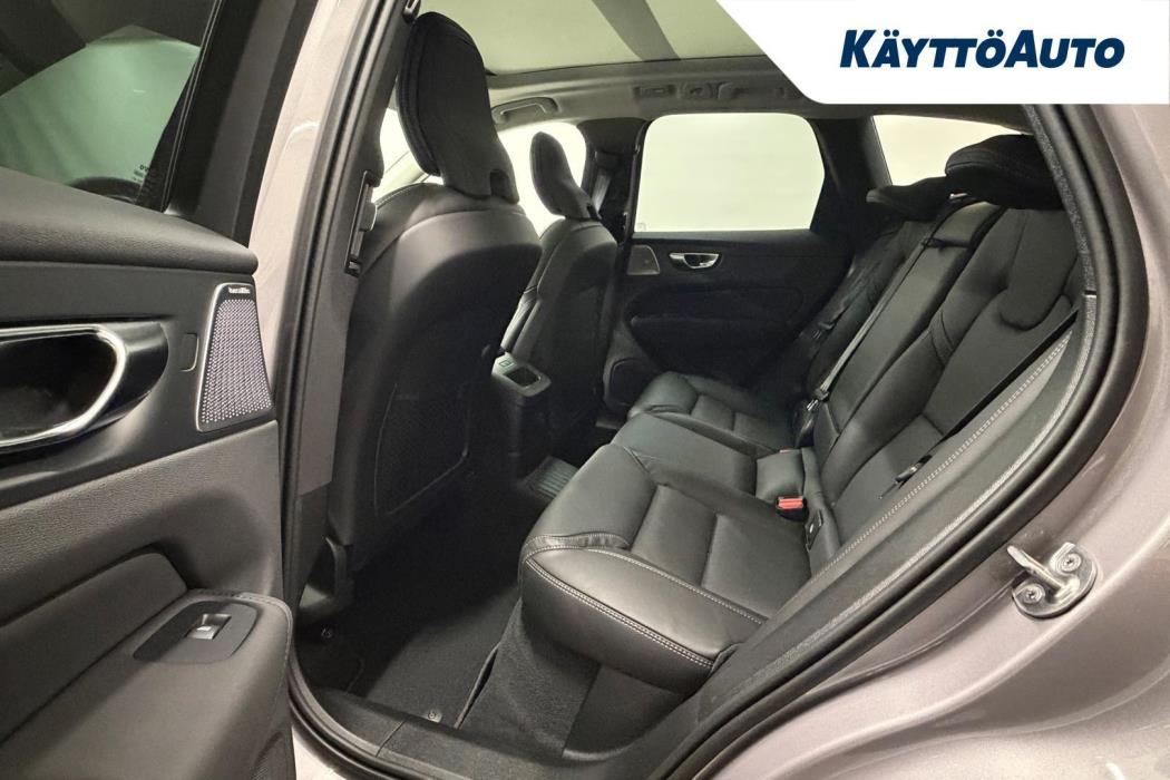 VOLVO XC60 2027