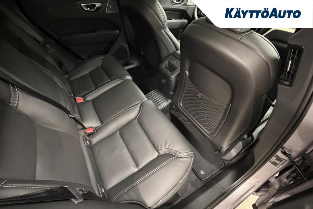 VOLVO XC60 2027