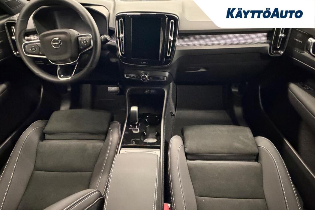 VOLVO EX40 2027