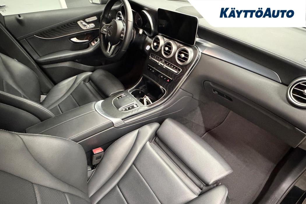 MERCEDES-BENZ GLC 2021