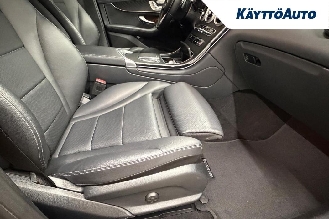 MERCEDES-BENZ GLC 2021