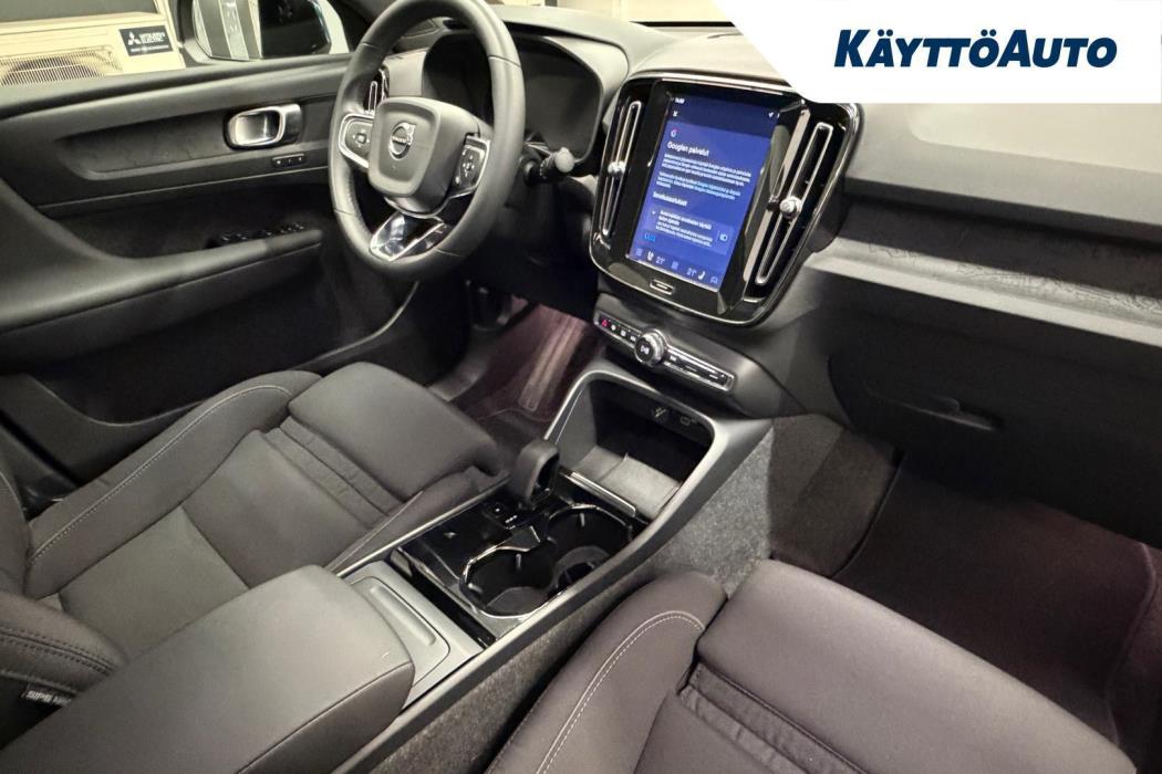 VOLVO C40 2024
