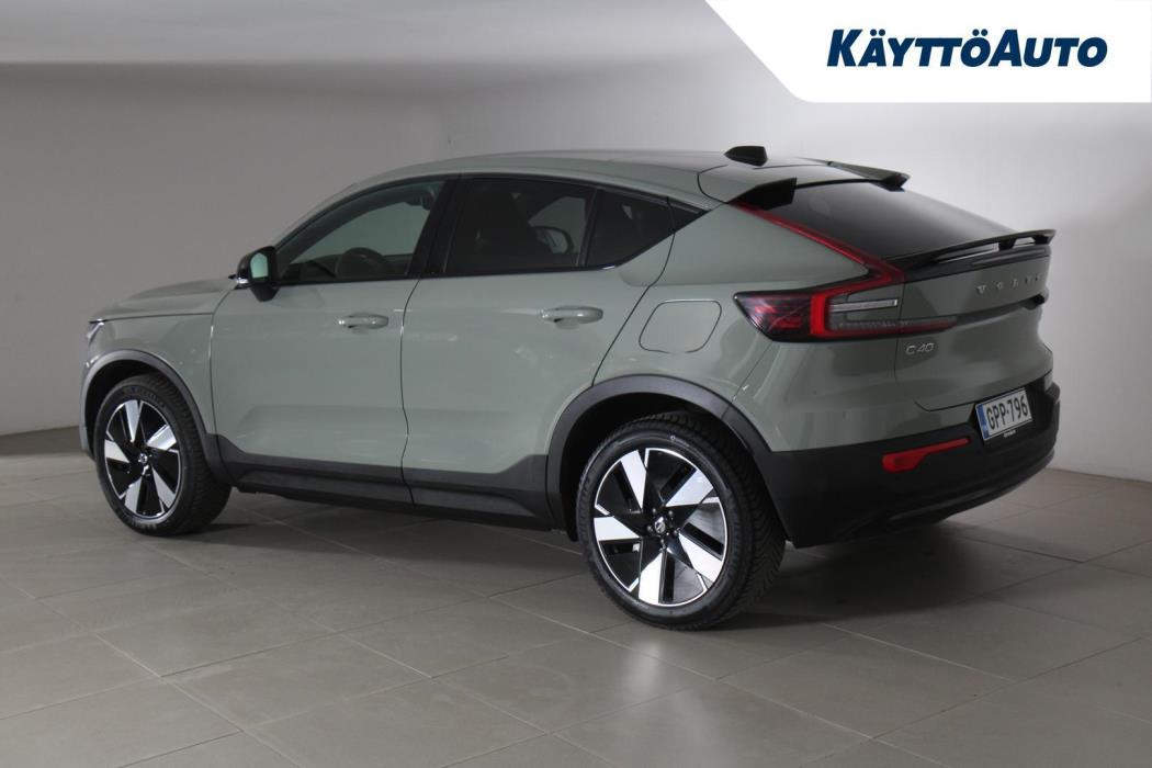 VOLVO C40 2024