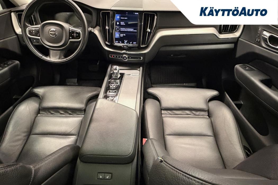 VOLVO XC60 2018