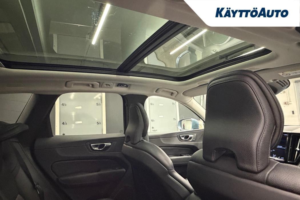 VOLVO XC60 2018