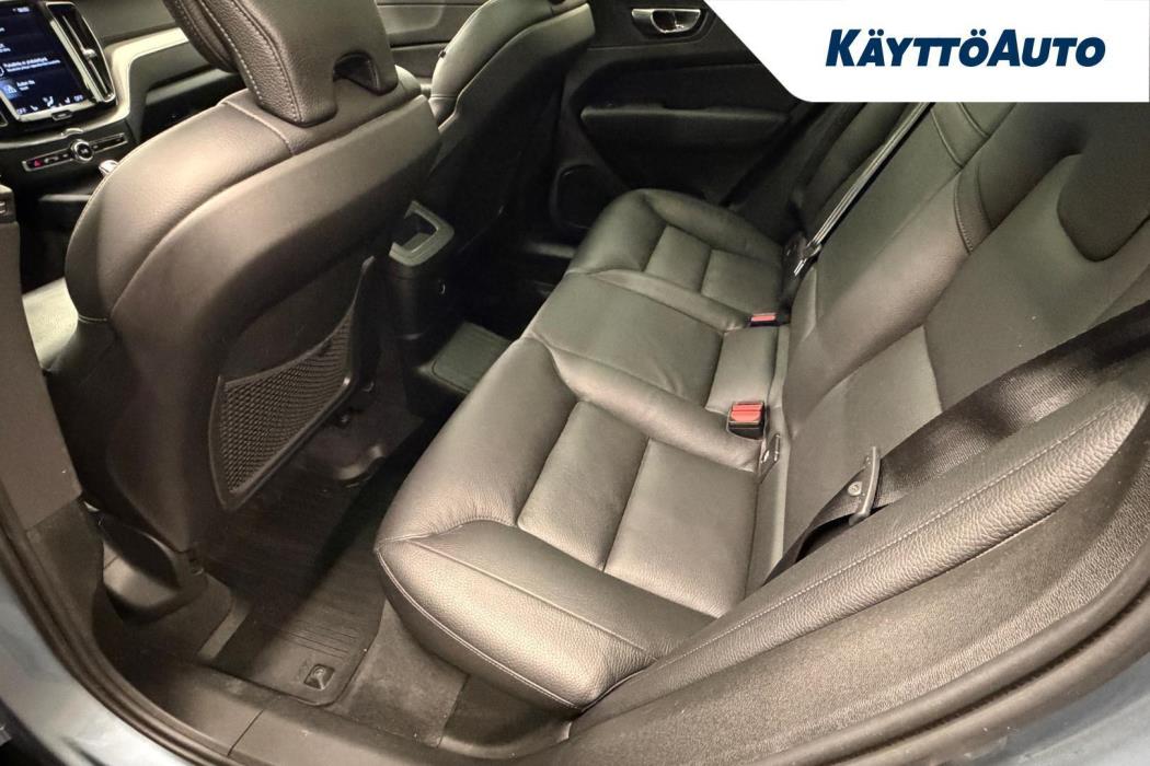 VOLVO XC60 2018