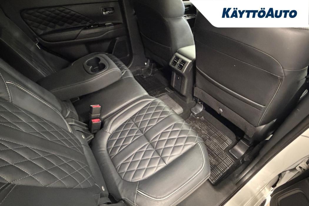 MITSUBISHI Outlander PHEV 2020