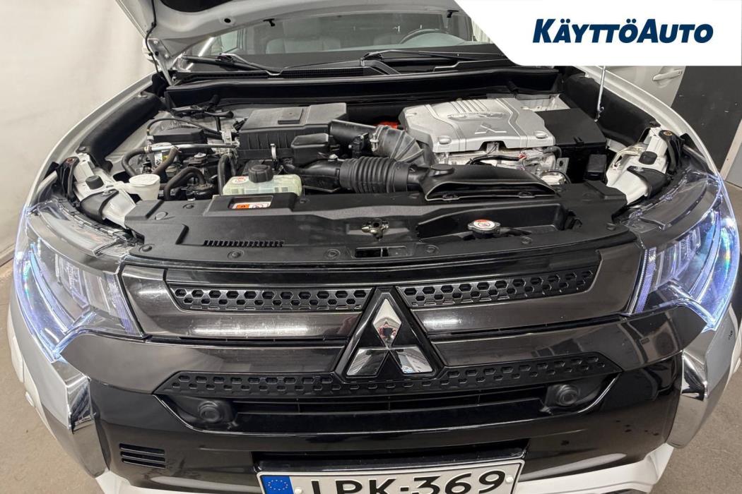 MITSUBISHI Outlander PHEV 2020