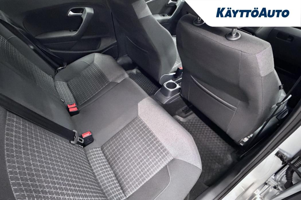 VOLKSWAGEN Polo 2017