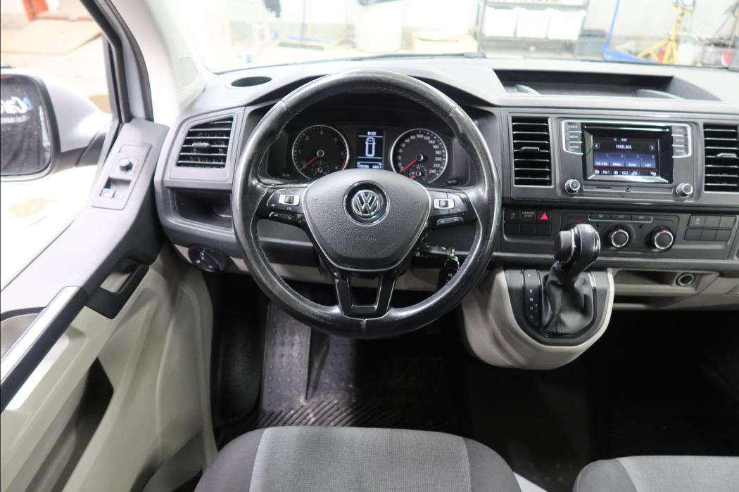 VOLKSWAGEN Transporter 2017