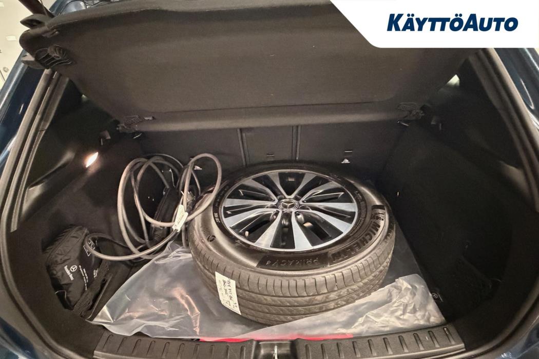 MERCEDES-BENZ GLA 2021