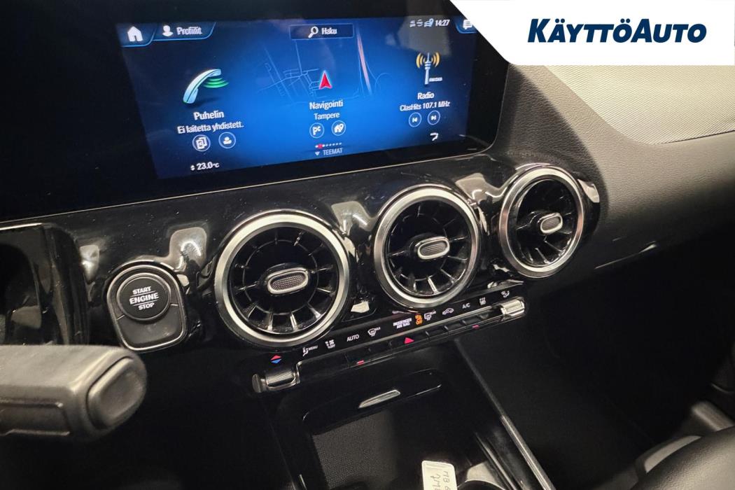 MERCEDES-BENZ GLA 2021