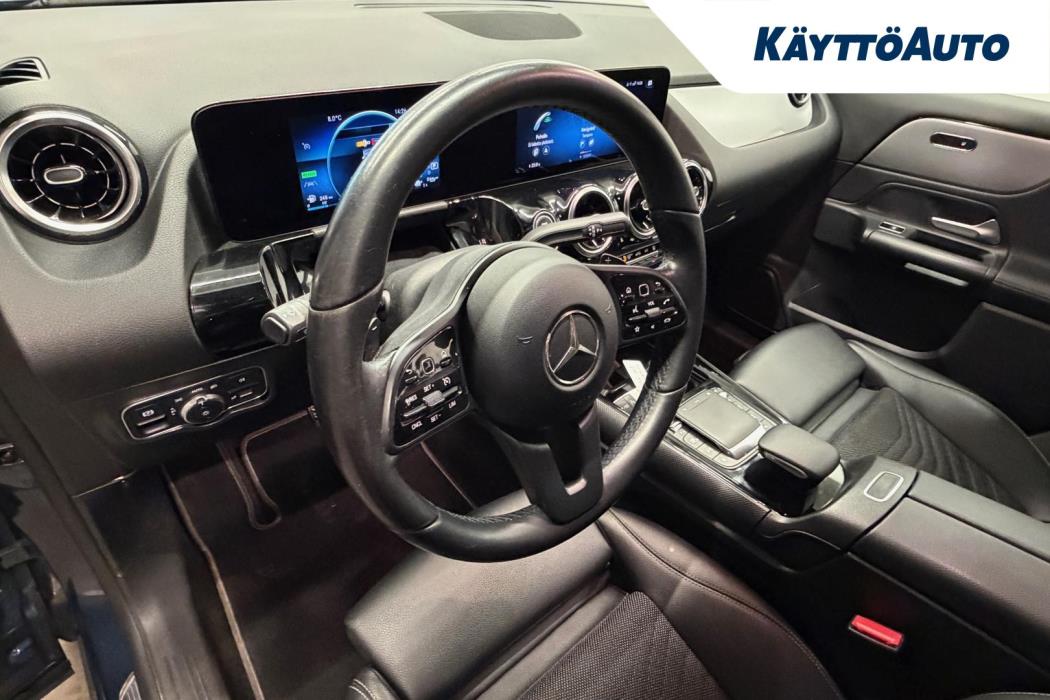 MERCEDES-BENZ GLA 2021