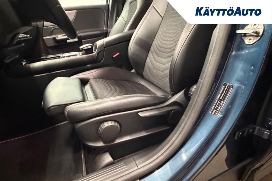 MERCEDES-BENZ GLA 2021