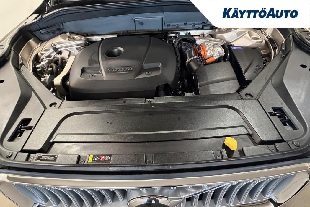 VOLVO XC90 2023