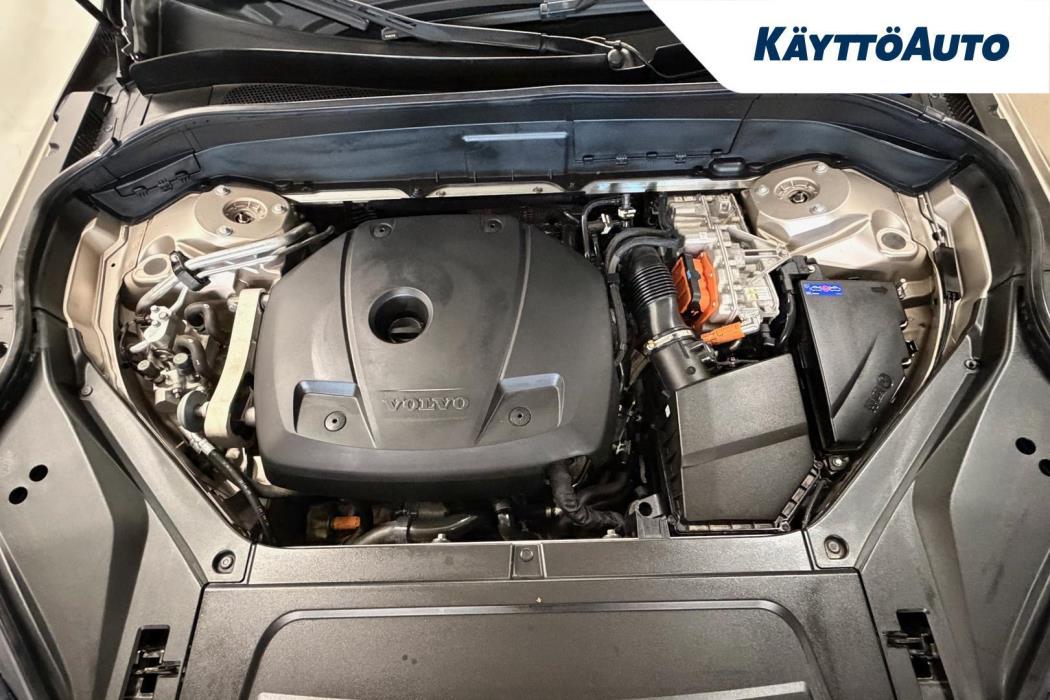 VOLVO XC90 2023
