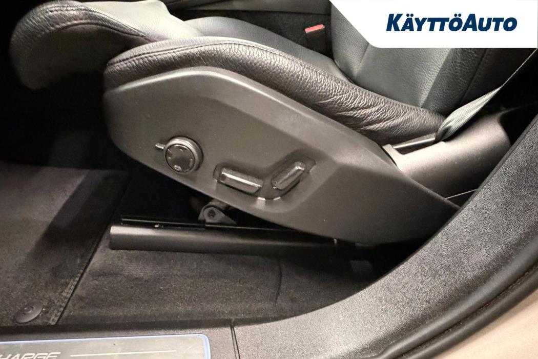 VOLVO XC90 2023