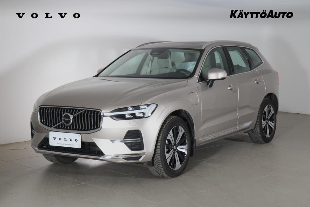 VOLVO XC60 2023
