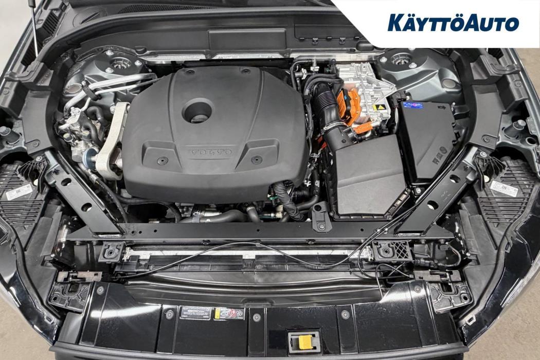 VOLVO XC60 2026