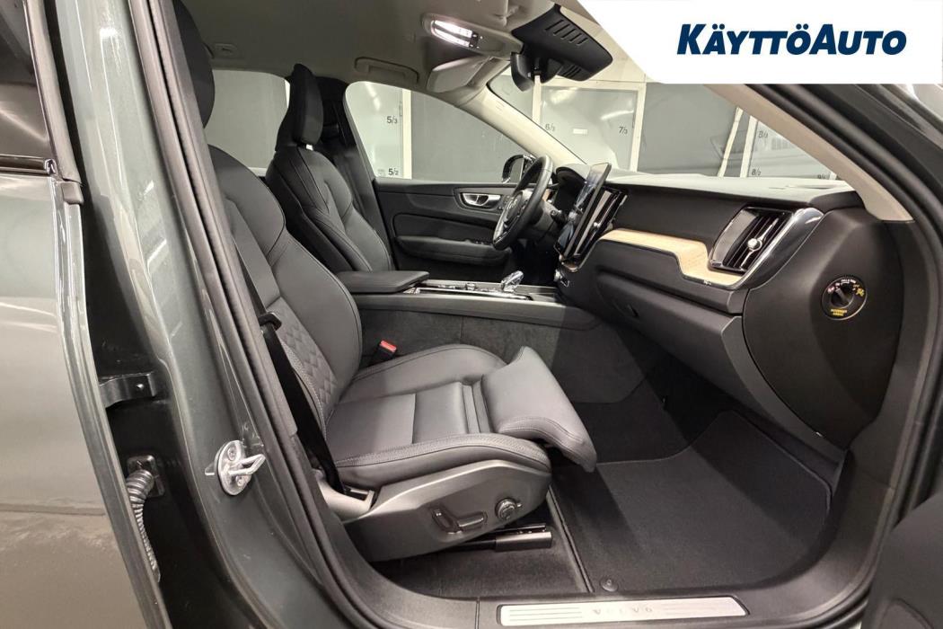 VOLVO XC60 2026