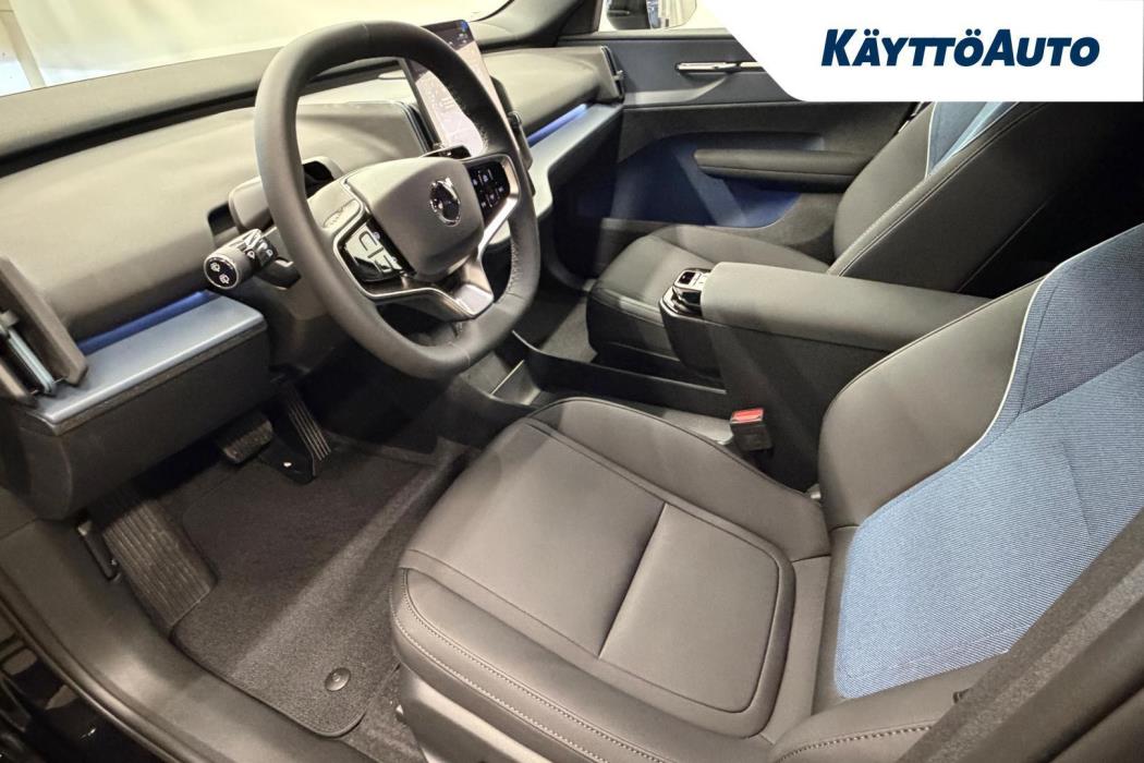 VOLVO EX30 2026