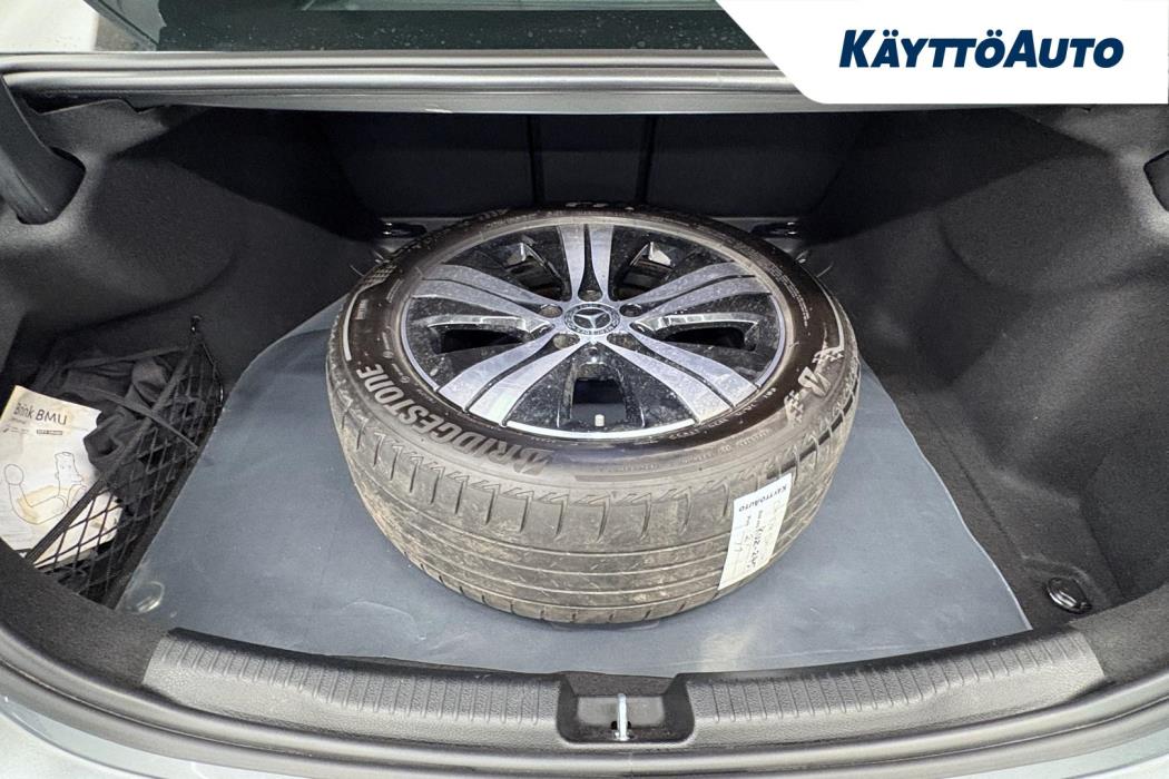 MERCEDES-BENZ C 2022